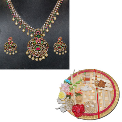 "Cash - Rs. 3,001 with  Yellow flowers - Click here to View more details about this Product